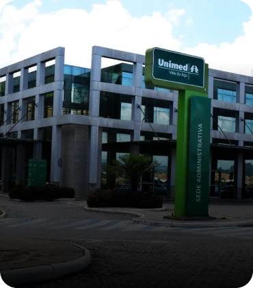 Somos o maior sistema cooperativo de saúde do mundo. São mais de 7.800 laboratórios e mais de 2.600 hospitais.